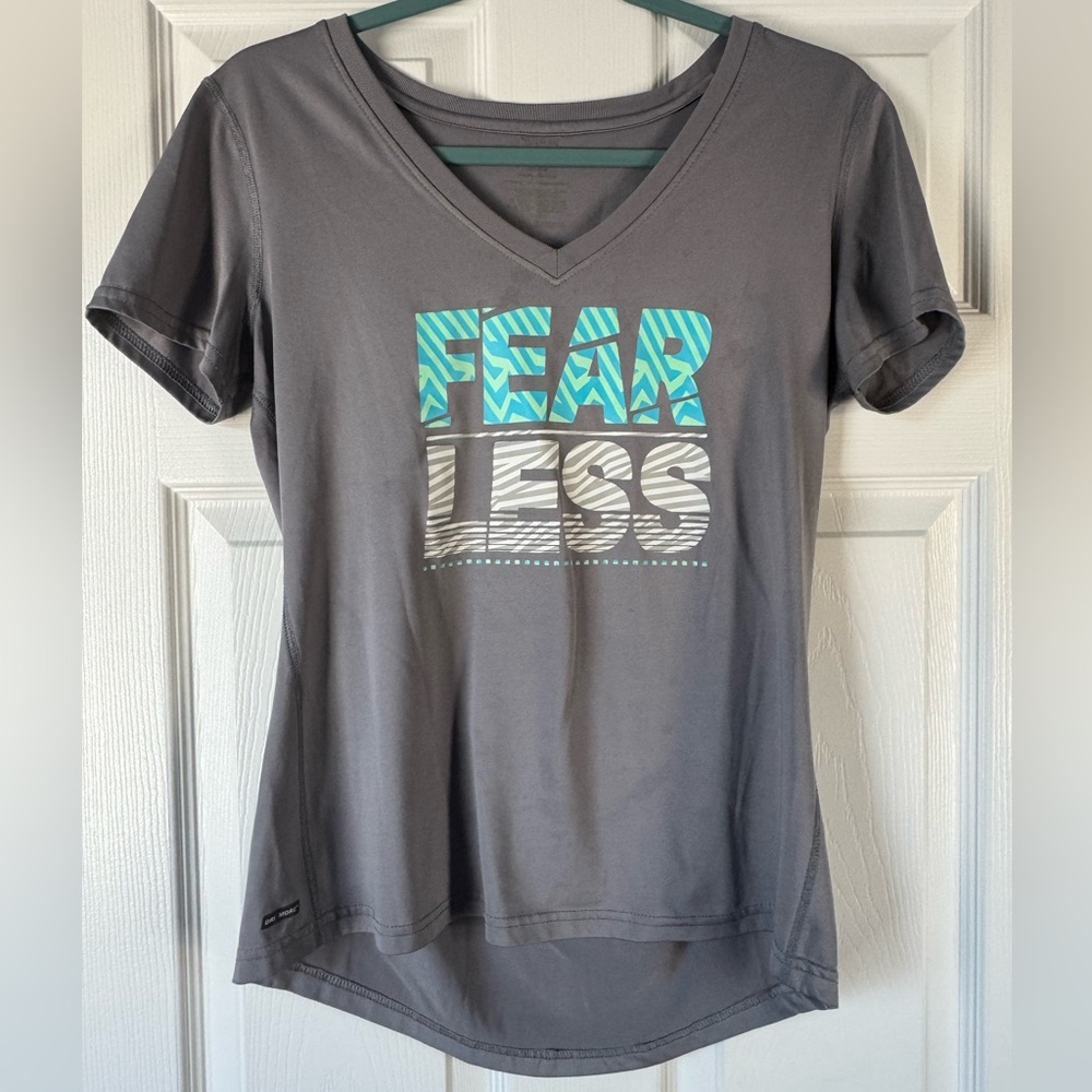 $3 bundled Woman’s athletic shirt semi fitted Fear Less